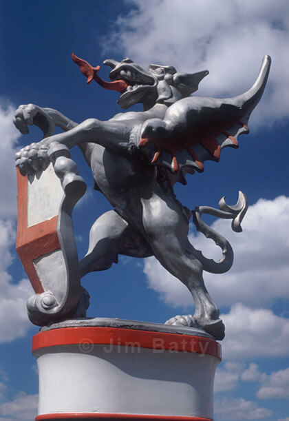 Fierce looking boundary dragon on a plinth, London Bridge, England