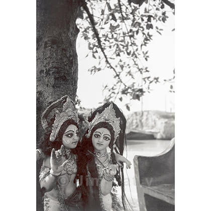 Two statues of Hindu godesses on a bank of the River Hooghly, Calcutta (Kolkata)